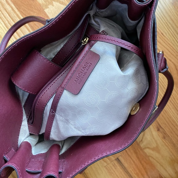 Michael Kros Purse - Picture 8 of 9